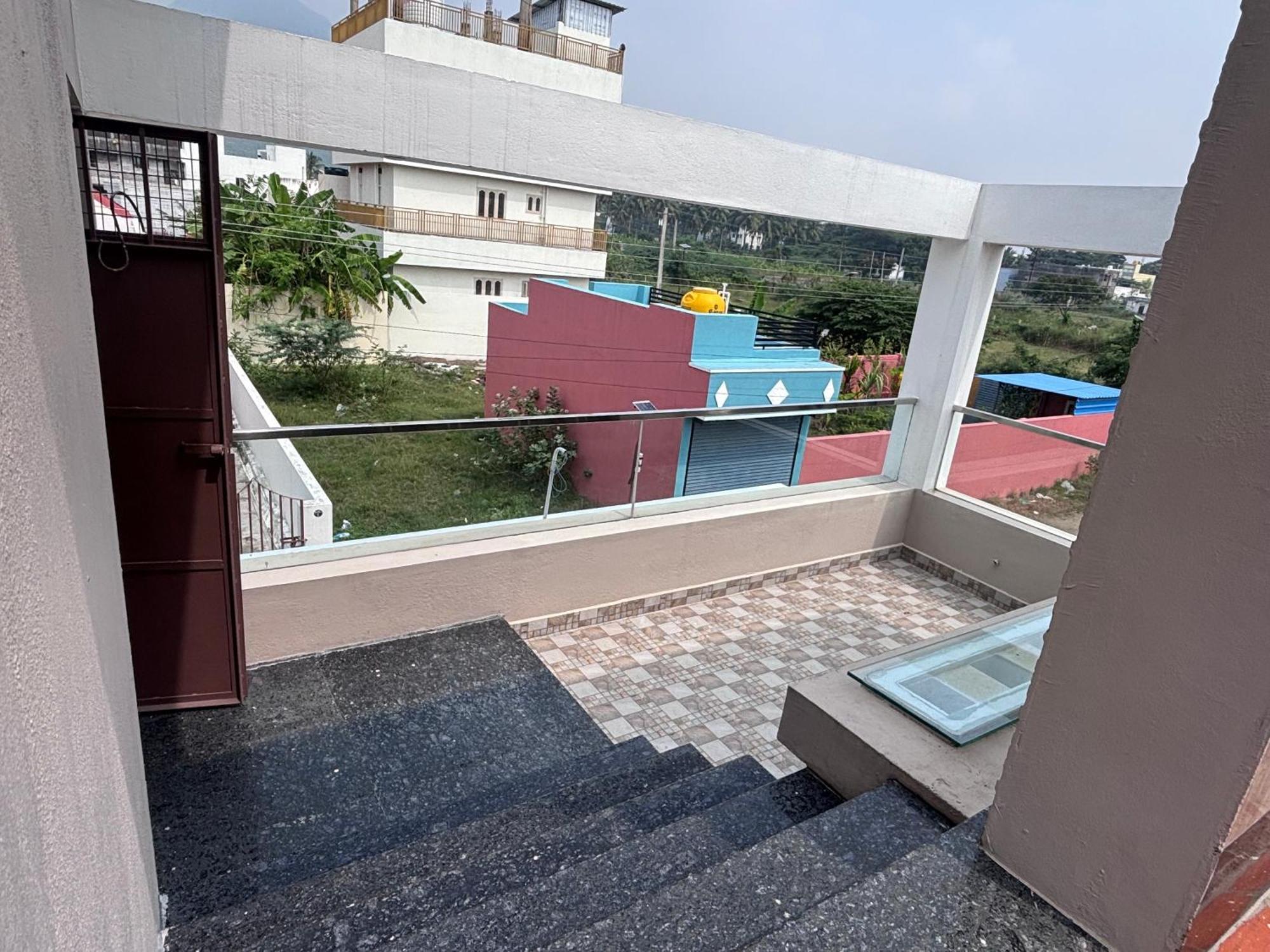 Jo'S Homestay Tiruvannāmalai Exteriér fotografie